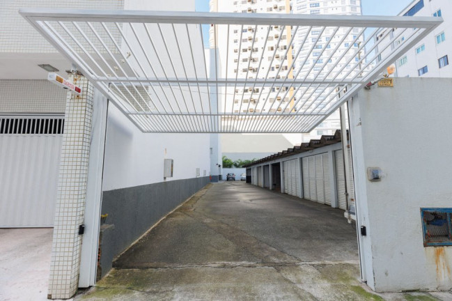 Imagem Apartamento com 3 Quartos para Alugar, 100 m² em Centro - Balneário Camboriú Imagem Apartamento com 3 Quartos para Alugar, 100 m² em Centro - Balneário Camboriú