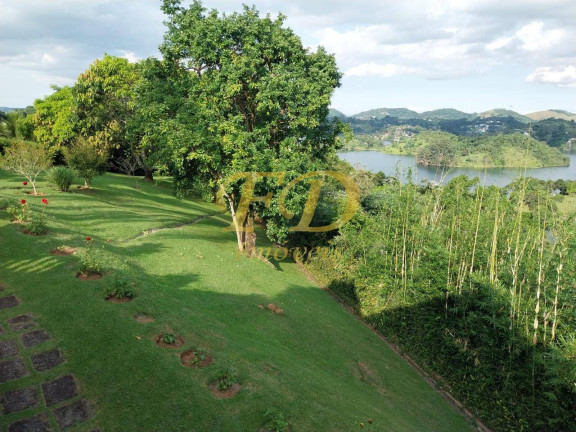 Imagem Chácara com 4 Quartos à Venda, 3.300 m² em Igaratá Imagem Chácara com 4 Quartos à Venda, 3.300 m² em Igaratá