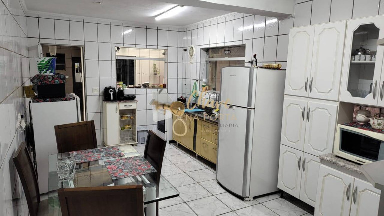 Casa com 4 Quartos à Venda, 250 m² em Jardim Campo Limpo (zona Norte) - São Paulo