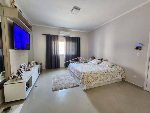 Imagem Casa com 3 Quartos à Venda, 177 m² em Canto Do Forte - Praia Grande