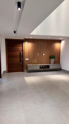 Imagem Casa com 4 Quartos à Venda, 250 m² em Jardins Bolonha - Senador Canedo Imagem Casa com 4 Quartos à Venda, 250 m² em Jardins Bolonha - Senador Canedo