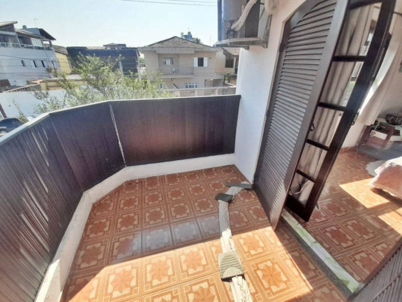 Imagem Casa com 3 Quartos à Venda, 250 m² em Boqueirao - Praia Grande
