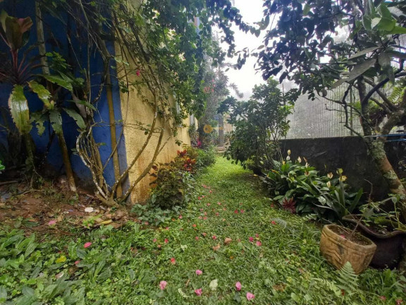 Imagem Casa com 4 Quartos à Venda, 180 m² em Iucas - Teresópolis