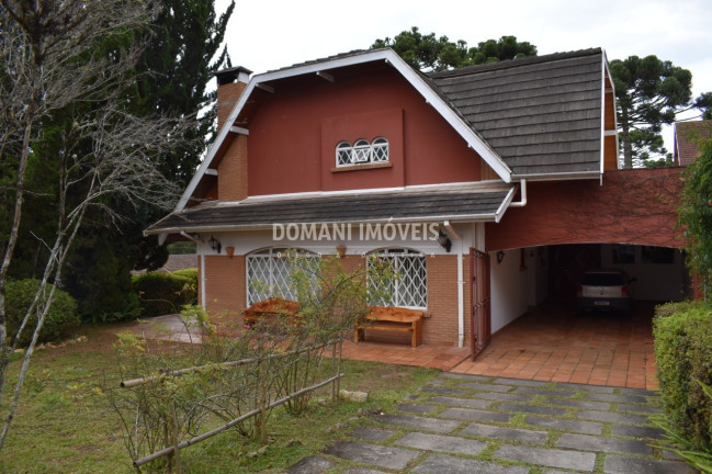Imagem Casa com 6 Quartos à Venda, 430 m² em Região De Capivari - Campos Do Jordão