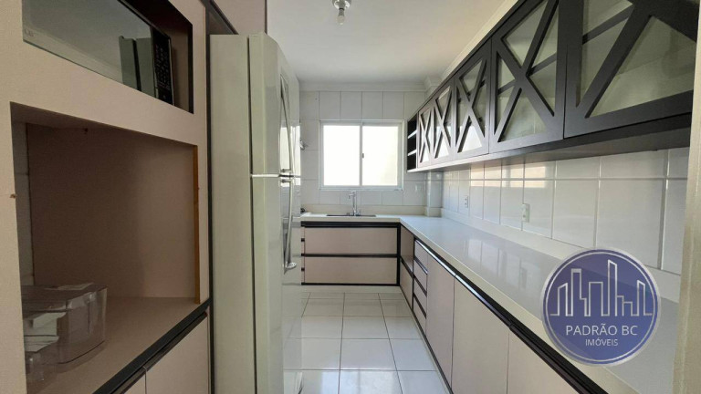 Foto do imóvel Cobertura com 3 Quartos à Venda, 180 m² em Centro - Balneário Camboriú