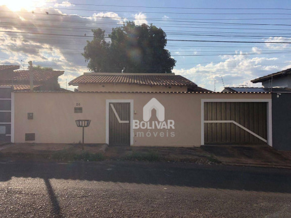 Casa com 4 Quartos para Alugar, 200 m² em Residencial Jardim Primavera - Itumbiara