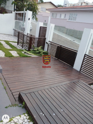 Imagem Casa com 3 Quartos à Venda, 306 m² em Capoeiras - Florianópolis Imagem Casa com 3 Quartos à Venda, 306 m² em Capoeiras - Florianópolis