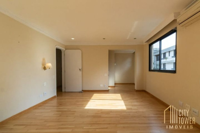 Imagem Apartamento com 3 Quartos à Venda, 209 m² em Itaim Bibi - São Paulo