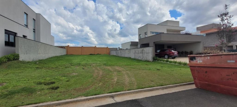 Imagem Terreno à Venda, 451 m² em Alphaville Dom Pedro - Campinas Imagem Terreno à Venda, 451 m² em Alphaville Dom Pedro - Campinas