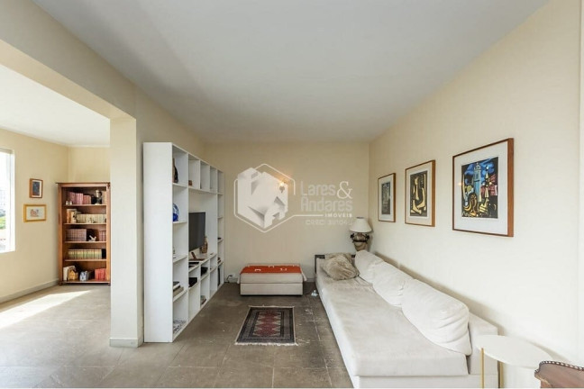 Imagem Casa com 3 Quartos à Venda, 379 m² em Pacaembu - São Paulo
