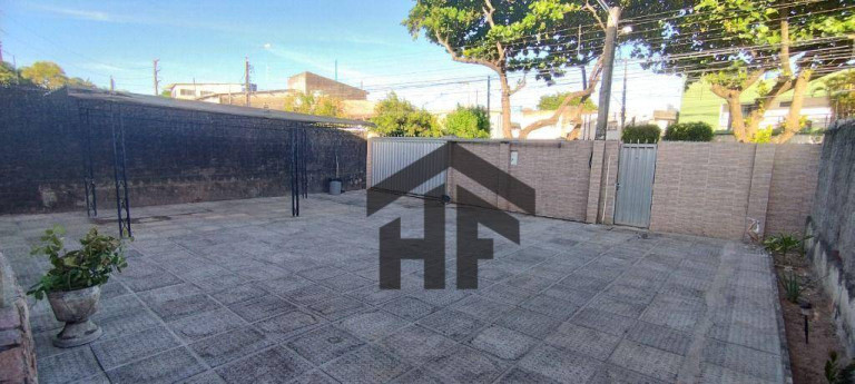 Imagem Casa com 4 Quartos à Venda, 244 m² em Fragoso - Olinda