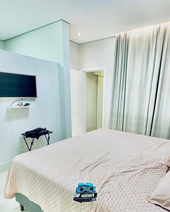 Imagem Casa com 4 Quartos à Venda, 250 m² em Condomínio Belvedere Ii - Cuiabá