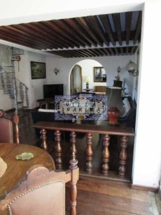 Imagem Imóvel com 4 Quartos à Venda, 228 m² em Quinta Da Barra - Teresópolis