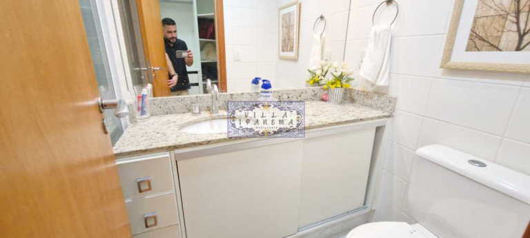 Imagem Apartamento com 2 Quartos à Venda ou Locação, 70 m² em Barra Da Tijuca - Rio De Janeiro Imagem Apartamento com 2 Quartos à Venda ou Locação, 70 m² em Barra Da Tijuca - Rio De Janeiro