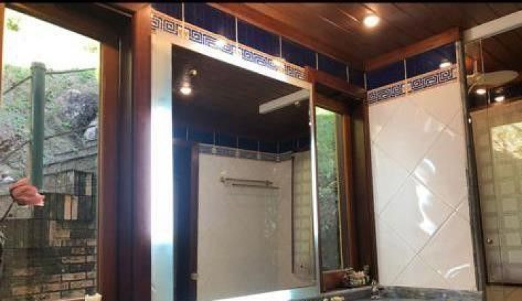 Imagem Sobrado com 4 Quartos à Venda, 500 m² em Barra Da Lagoa - Ubatuba