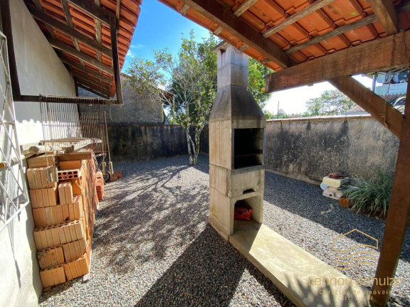 Imagem Casa com 3 Quartos à Venda, 325 m² em Salinas - Balneário Barra Do Sul Imagem Casa com 3 Quartos à Venda, 325 m² em Salinas - Balneário Barra Do Sul