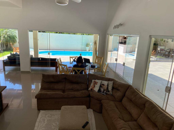 Imagem Sobrado com 3 Quartos à Venda, 575 m² em Massaguaçu - Caraguatatuba Imagem Sobrado com 3 Quartos à Venda, 575 m² em Massaguaçu - Caraguatatuba