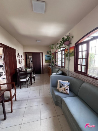 Imagem Casa com 4 Quartos à Venda, 148 m² em Trindade - Florianópolis
