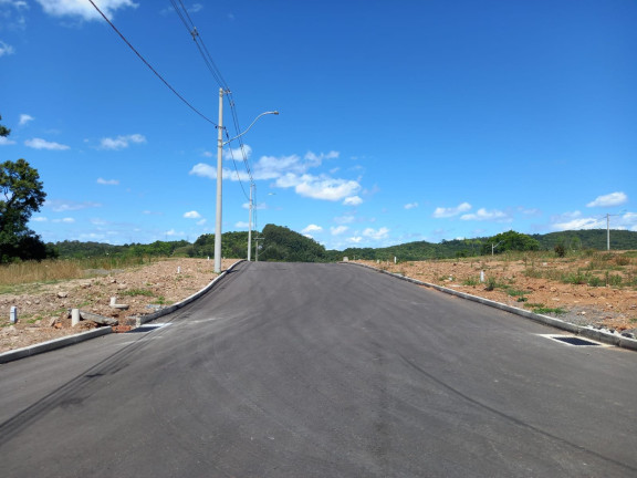 Imagem Terreno à Venda, 240 m² em Sao Joao - Bento Gonçalves Imagem Terreno à Venda, 240 m² em Sao Joao - Bento Gonçalves