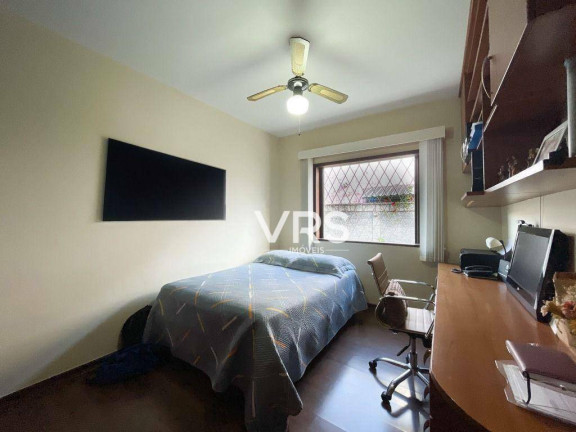 Imagem Casa com 3 Quartos à Venda, 141 m² em Várzea - Teresópolis