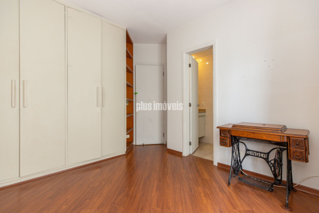 Imagem Apartamento com 3 Quartos à Venda, 172 m² em Moema - São Paulo