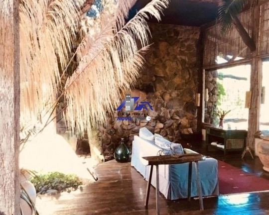 Imagem Casa à Venda, em Centro - Ilhabela Imagem Casa à Venda, em Centro - Ilhabela