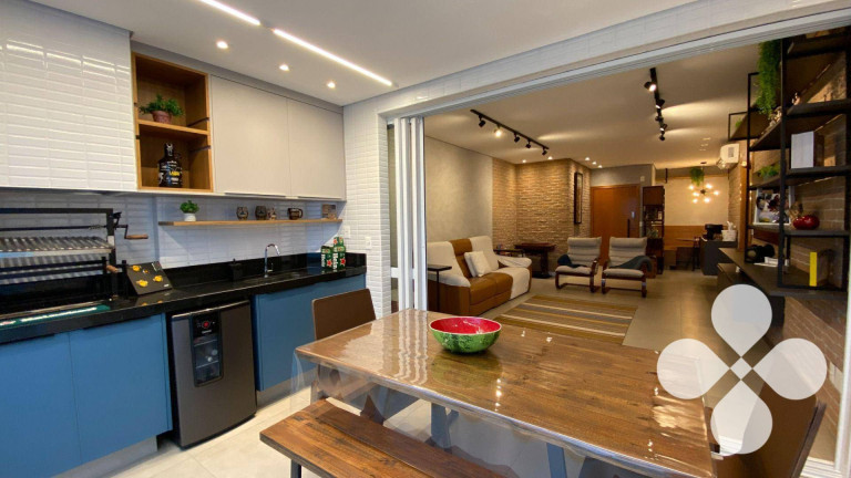 Imóvel com 3 Quartos à Venda, 132 m² em Pompéia - Santos