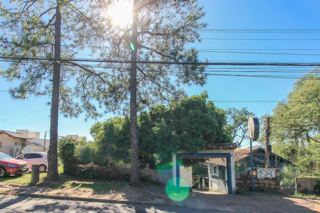 Imagem Terreno à Venda, 2.420 m² em Vila Nova - Porto Alegre Imagem Terreno à Venda, 2.420 m² em Vila Nova - Porto Alegre