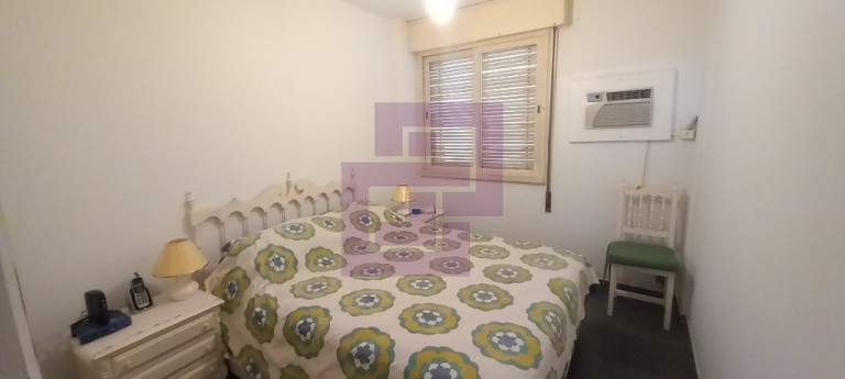 Imagem Apartamento com 4 Quartos à Venda, 140 m² em Pitangueiras - Guarujá