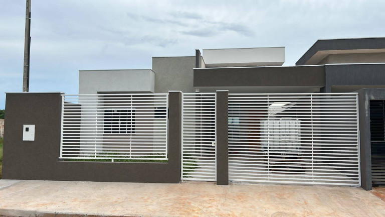 Casa com 3 Quartos à Venda, 92 m² em Jardim Romano - Sabáudia