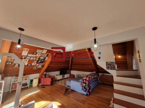 Imagem Apartamento com 5 Quartos à Venda, 114 m² em Itacorubi - Florianópolis