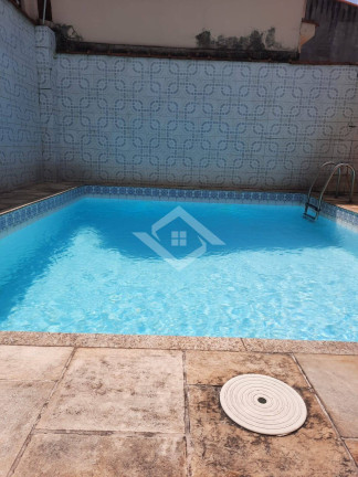Casa com 3 Quartos à Venda, 297 m² em Campo Grande - Rio De Janeiro