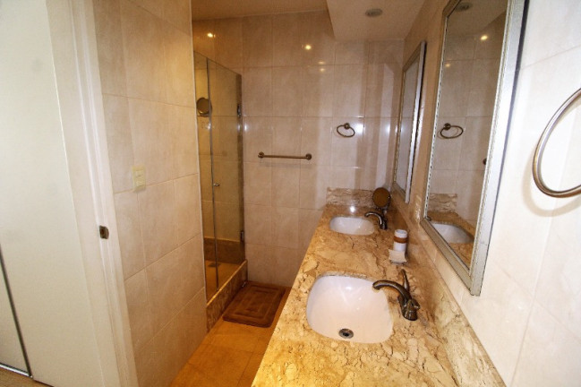 Imagem Apartamento com 3 Quartos à Venda, 110 m² em Leme - Rio De Janeiro