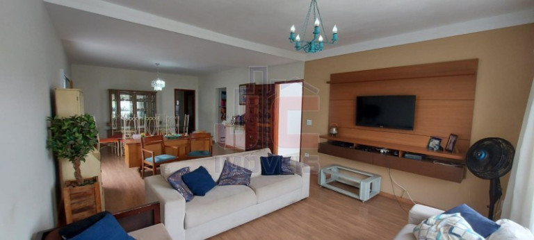 Imagem Casa com 3 Quartos à Venda,  em Marilia - Ribeirão Preto