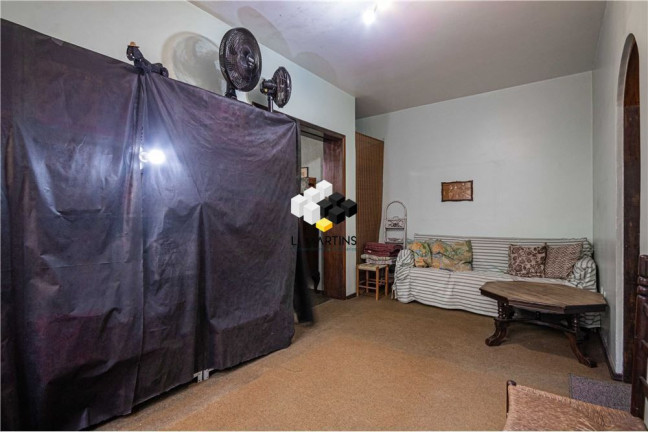 Imagem Casa com 5 Quartos à Venda, 400 m² em Petrópolis - Porto Alegre Imagem Casa com 5 Quartos à Venda, 400 m² em Petrópolis - Porto Alegre