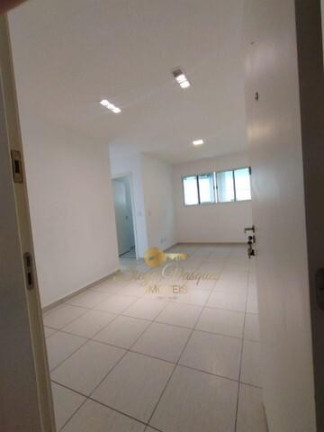 Imagem Apartamento com 2 Quartos à Venda, 56 m² em Pimenteiras - Teresópolis