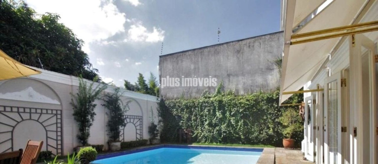 Imagem Casa com 5 Quartos à Venda, 320 m² em Jardim Guedala - São Paulo