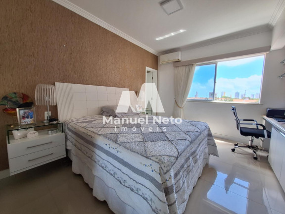 Imagem Apartamento com 3 Quartos à Venda, 113 m² em Centro