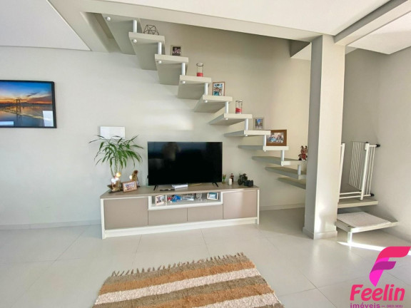 Imagem Casa com 3 Quartos à Venda, 128 m² em Ribeirão Da Ilha - Florianópolis Imagem Casa com 3 Quartos à Venda, 128 m² em Ribeirão Da Ilha - Florianópolis