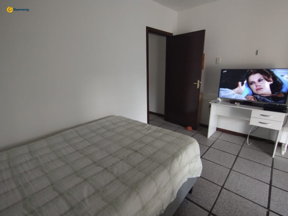 Imagem Casa com 3 Quartos à Venda, 209 m² em Rio Tavares - Florianópolis