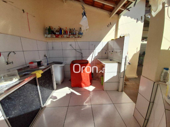 Imagem Casa com 4 Quartos à Venda, 186 m² em Setor Leste Universitário - Goiânia