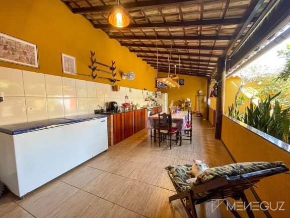 Imagem Casa com 5 Quartos à Venda, 160 m² em Santa Mônica - Guarapari Imagem Casa com 5 Quartos à Venda, 160 m² em Santa Mônica - Guarapari