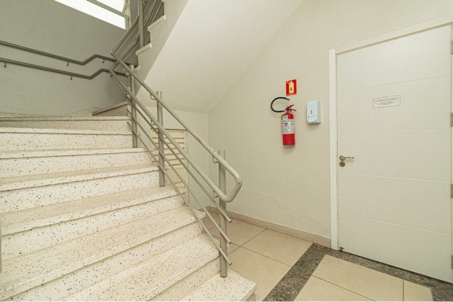 Imagem Apartamento com 2 Quartos à Venda, 63 m² em Santana - Porto Alegre Imagem Apartamento com 2 Quartos à Venda, 63 m² em Santana - Porto Alegre