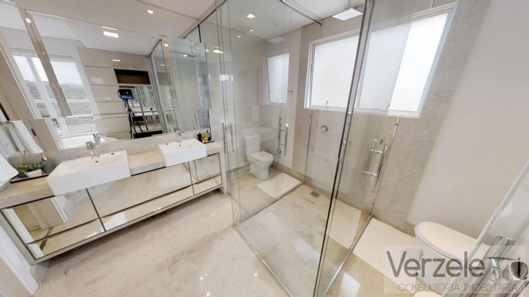 Imagem Apartamento com 4 Quartos à Venda, 237 m² em Barra Sul - Balneário Camboriú Imagem Apartamento com 4 Quartos à Venda, 237 m² em Barra Sul - Balneário Camboriú