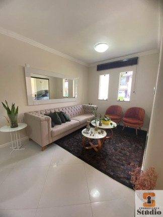 Imagem Casa com 3 Quartos à Venda,  em Santa Mônica - Feira De Santana