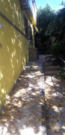 Imagem Casa com 4 Quartos à Venda, 150 m² em Trindade - São Gonçalo Imagem Casa com 4 Quartos à Venda, 150 m² em Trindade - São Gonçalo