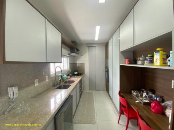Imagem Imóvel com 4 Quartos à Venda, 160 m² em Itaigara - Salvador Imagem Imóvel com 4 Quartos à Venda, 160 m² em Itaigara - Salvador