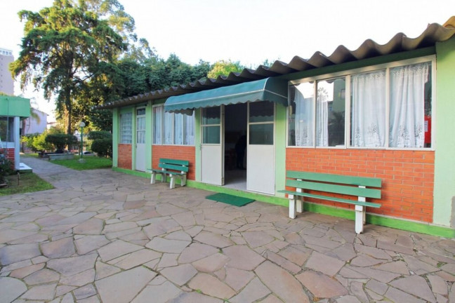Imagem Imóvel com 1 Quarto à Venda, 39 m² em Jardim Planalto - Porto Alegre Imagem Imóvel com 1 Quarto à Venda, 39 m² em Jardim Planalto - Porto Alegre