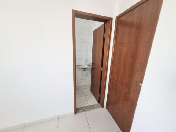 Imagem Apartamento com 2 Quartos para Alugar, 66 m² em Tupi - Praia Grande Imagem Apartamento com 2 Quartos para Alugar, 66 m² em Tupi - Praia Grande