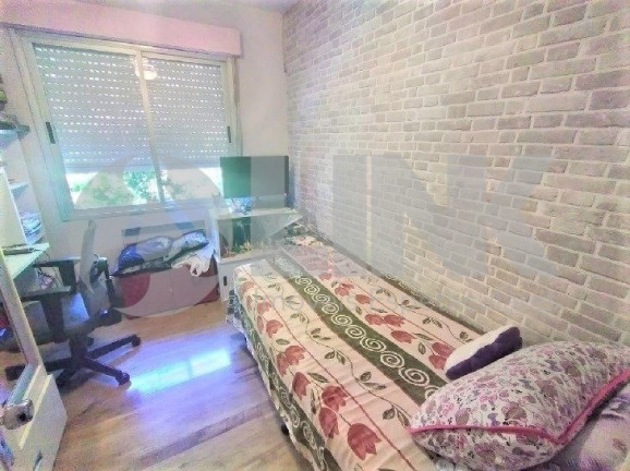 Imagem Apartamento com 3 Quartos à Venda, 83 m² em Azenha - Porto Alegre